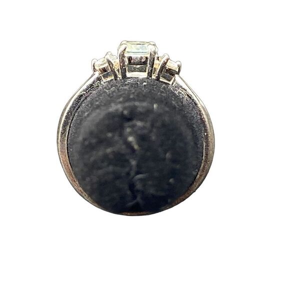 Sterling silver 925 pale blue round topaz and flanked by two small CZs ring 7.5 - Picture 3 of 13